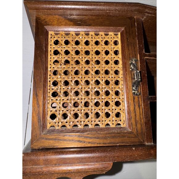 Large Vintage Jewerly Box - Picture 13 of 16